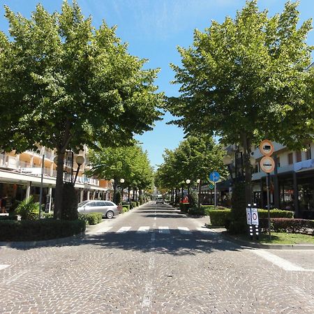 Isolabella - Appartamenti Bibione Exteriör bild