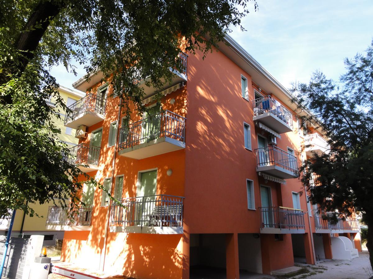 Isolabella - Appartamenti Bibione Exteriör bild