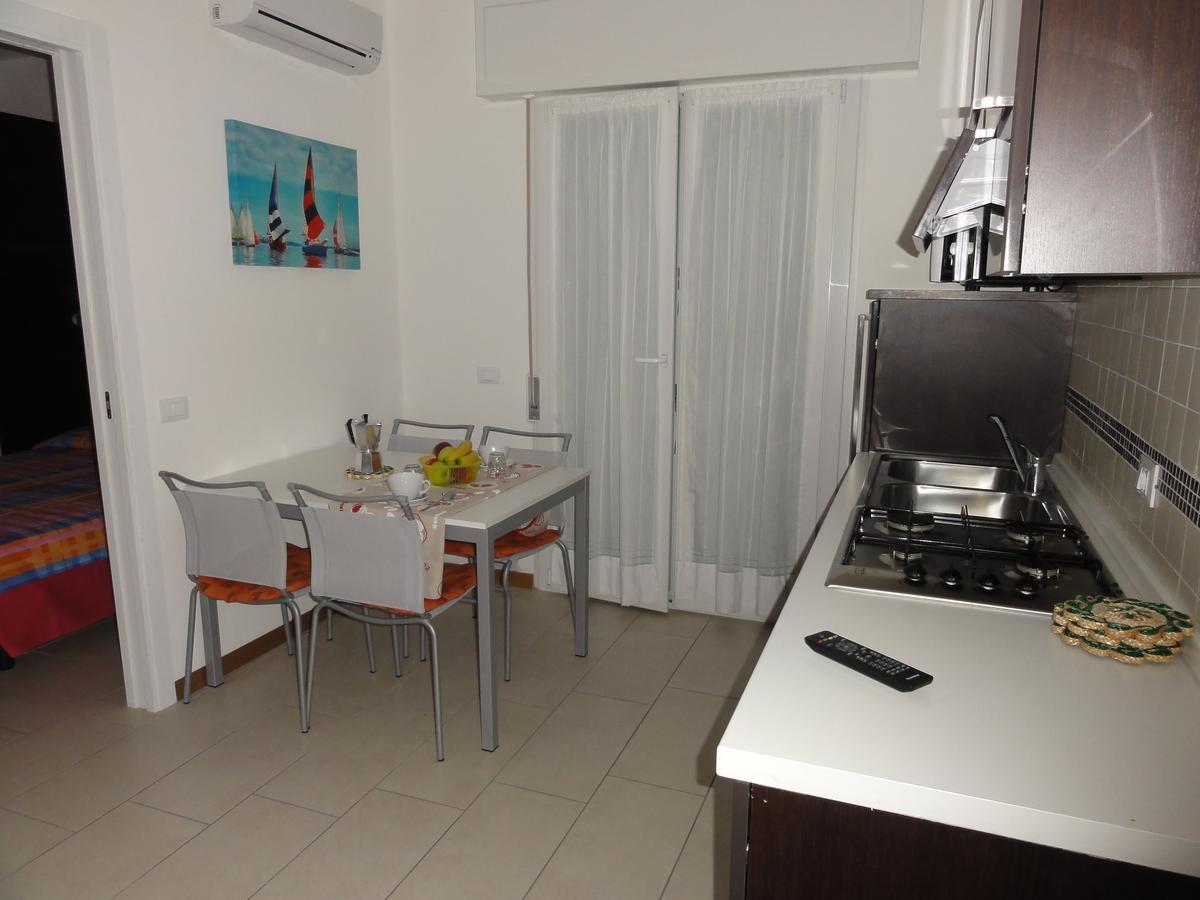 Isolabella - Appartamenti Bibione Exteriör bild