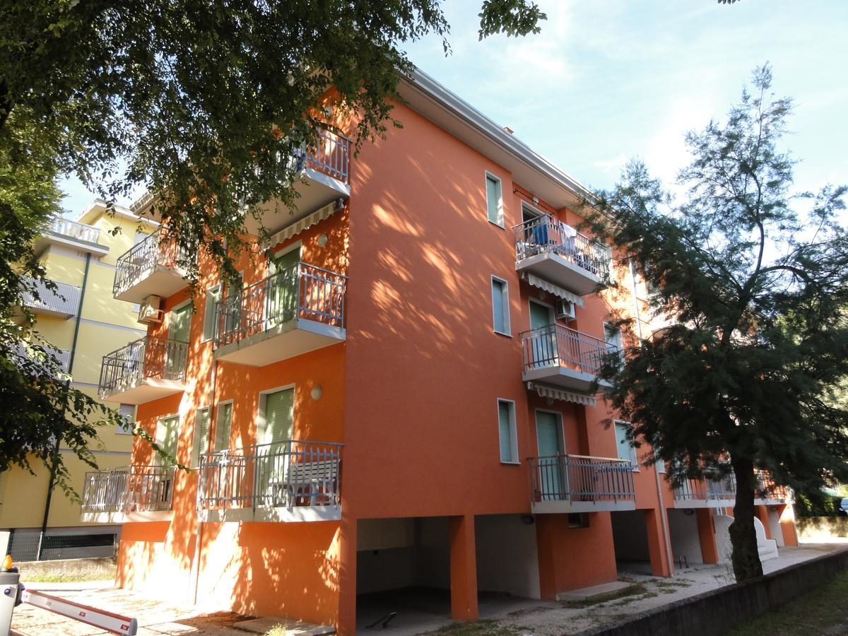 Isolabella - Appartamenti Bibione Exteriör bild