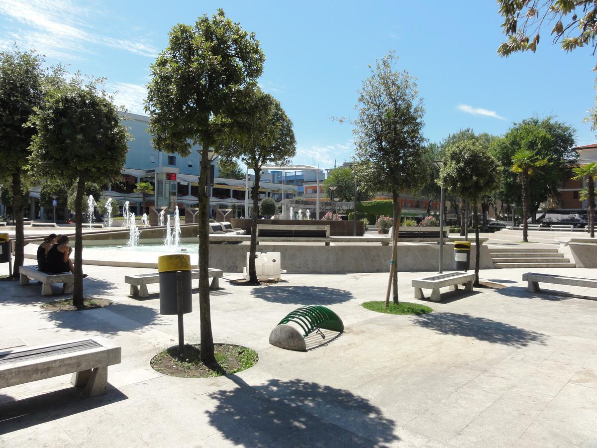 Isolabella - Appartamenti Bibione Exteriör bild