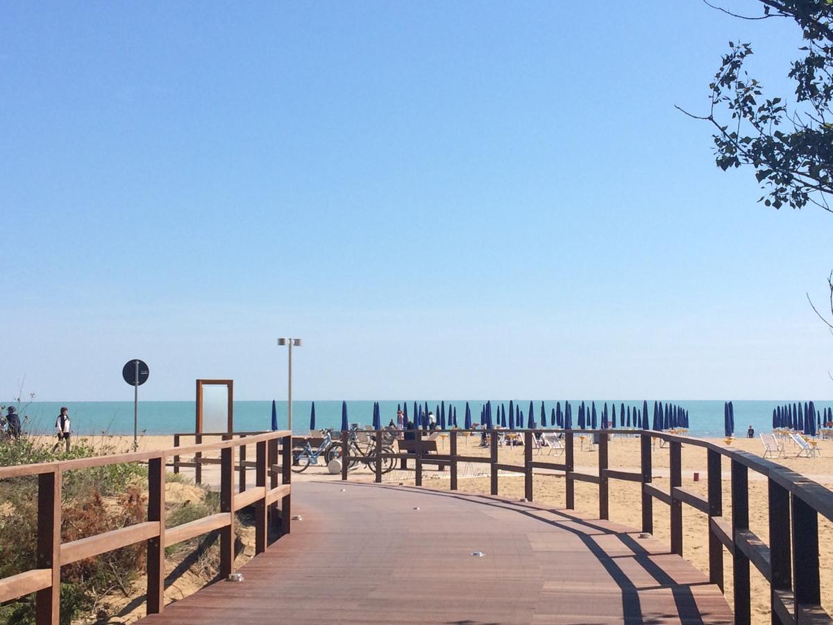 Isolabella - Appartamenti Bibione Exteriör bild